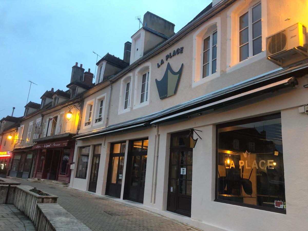 Hotel Restaurant La Place Saint-Amand-Mont-Rond Екстериор снимка
