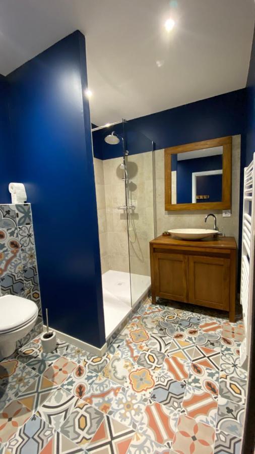 Hotel Restaurant La Place Saint-Amand-Mont-Rond Екстериор снимка